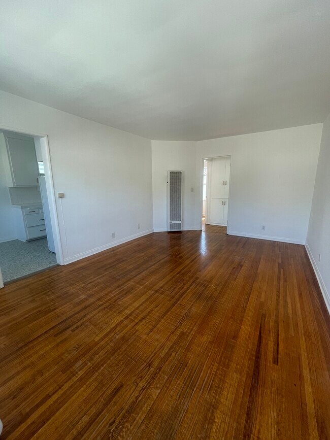 Unidad E - 830 20th St