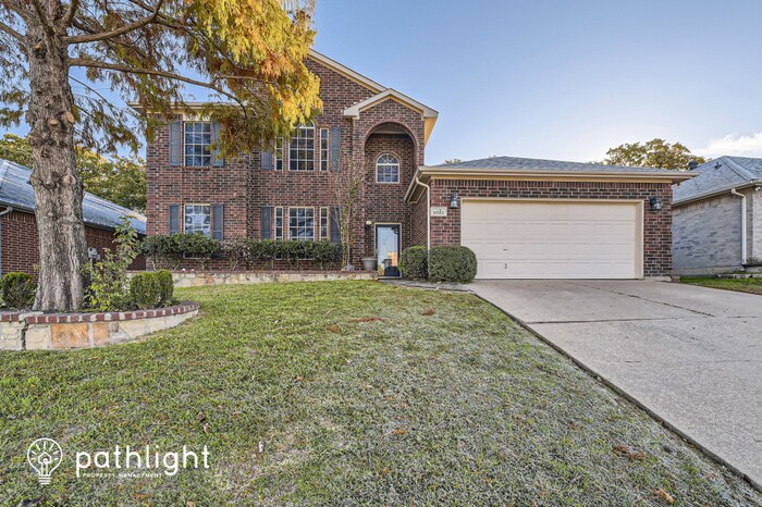 Foto principal - 1021 Hidden Lake Drive, Burleson, TX, 76028