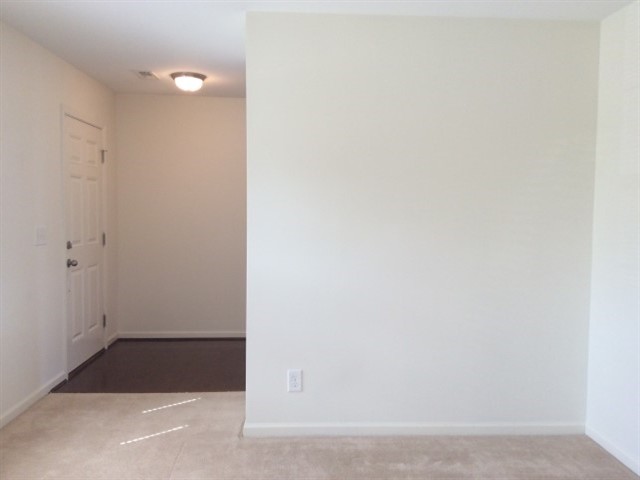 Building Photo - 5643 Harrington Village