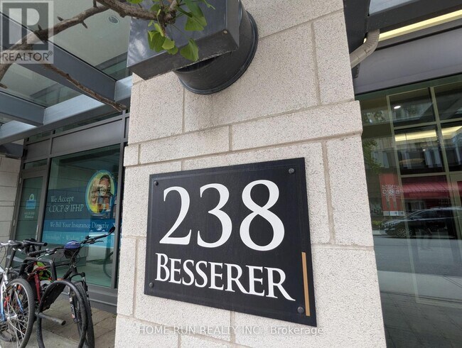 Photo du bâtiment - 238-1238 Besserer St