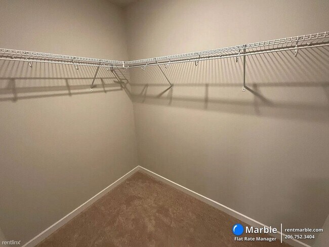 Building Photo - 3 br, 2.5 bath Townhome - 14925 44th Ave W...