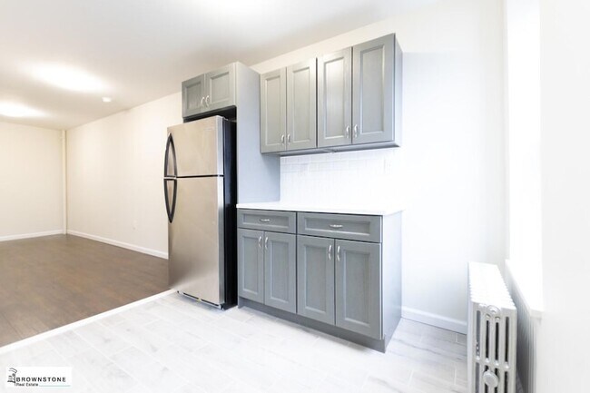 Foto del edificio - 662 6th Ave