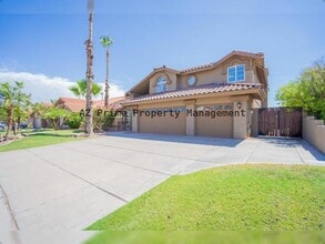 Building Photo - 16638 S 37th Way