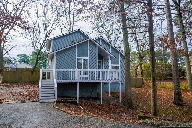 Foto del edificio - 425 Bayberry Ct