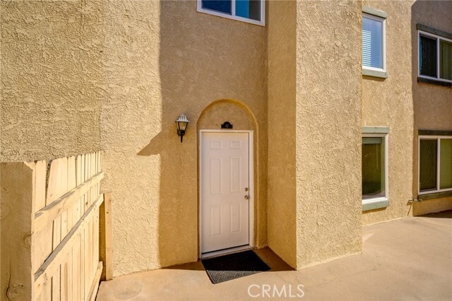 Foto del edificio - 10260 Plainview Ave