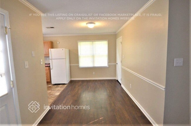 Foto del edificio - 4171 Whitney Pl NW