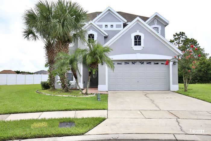 Primary Photo - Gorgeous 4/2.5 Home with a 2 Car Garage Lo...