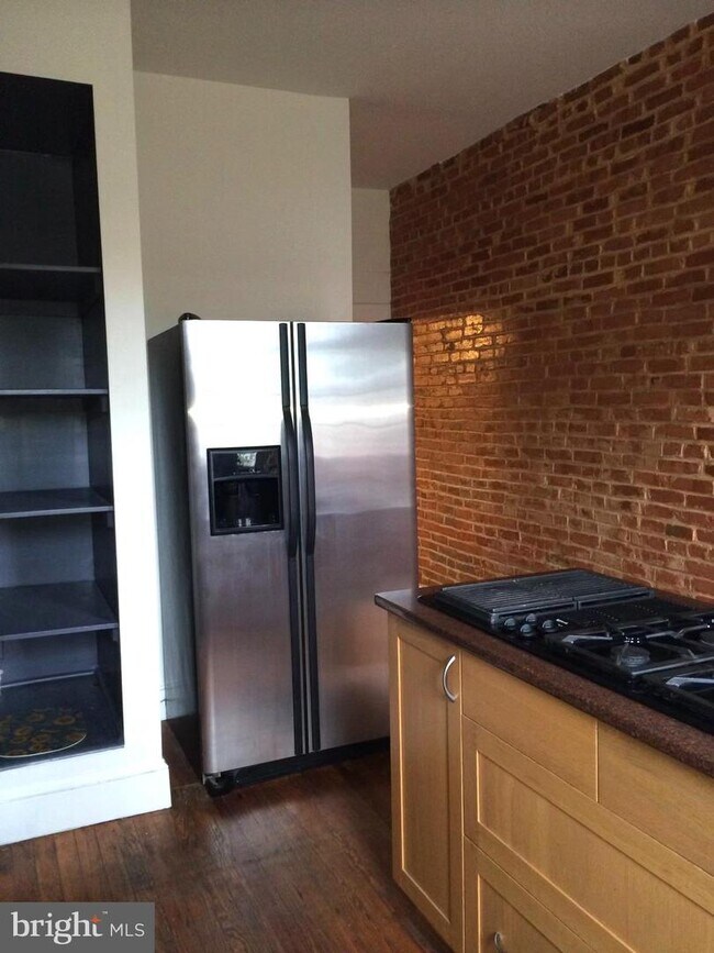 Building Photo - 3129 Abell Ave