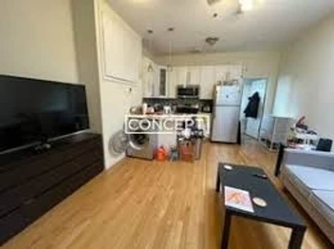 Building Photo - Central Heat/AC, In-Unit Washer and Dryer,...