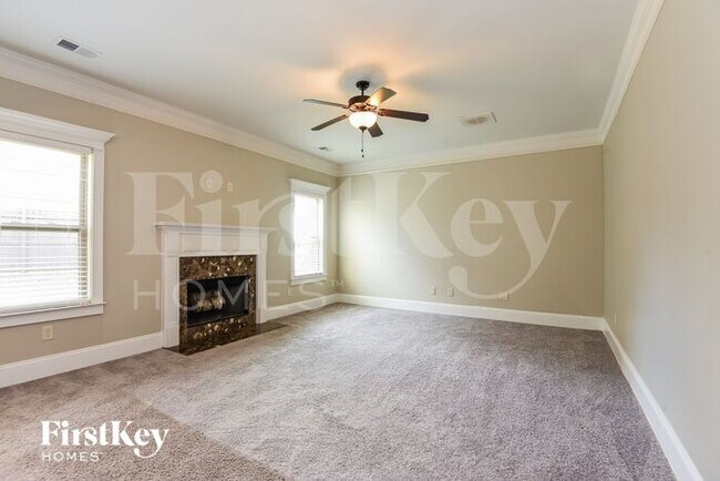 Foto del edificio - 5605 Horsebarn Ct