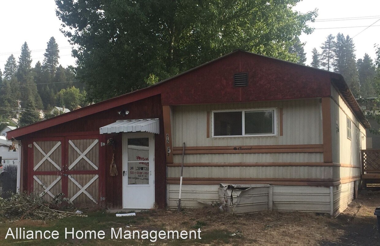 Primary Photo - 2 br, 1 bath House - 412 Front St.