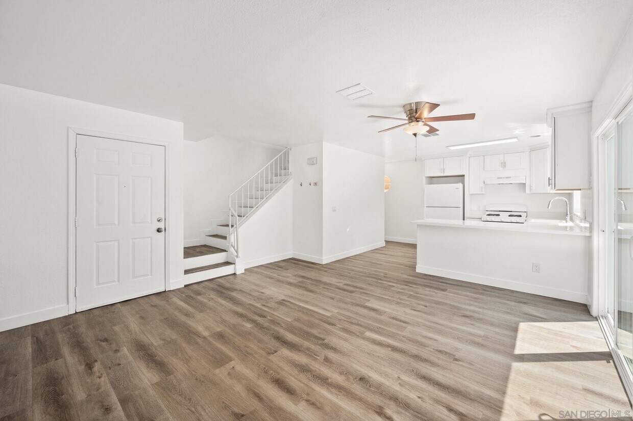 Primary Photo - 368 G St