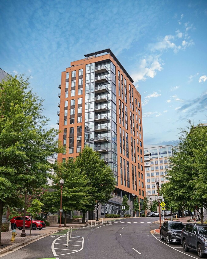 Photo - 2000 Clarendon Boulevard, Unit 1107