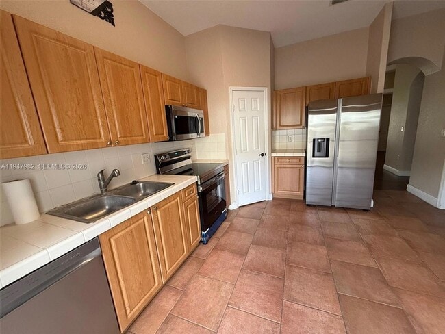 Building Photo - 1979 SE 23rd Terrace