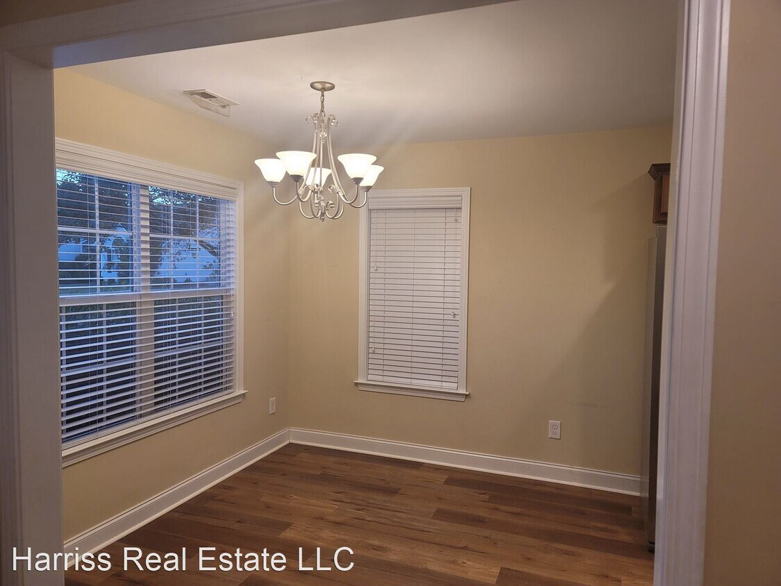 Primary Photo - 3 br, 2 bath House - 2017 Willow Creek Lane