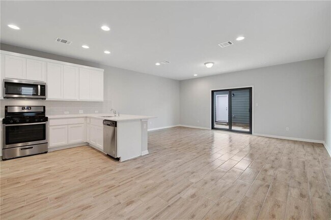 Foto del edificio - 2125 Arendale Dr