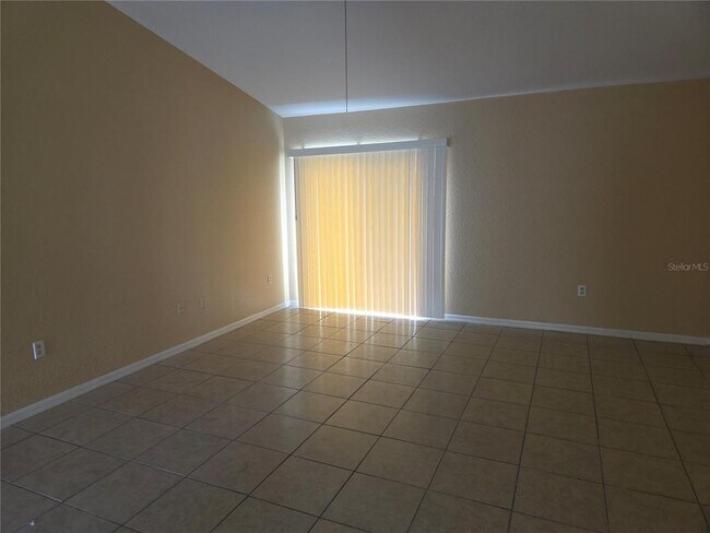 Building Photo - 8 Sawfish Ct