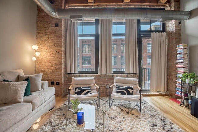 Building Photo - 625 W Jackson Blvd