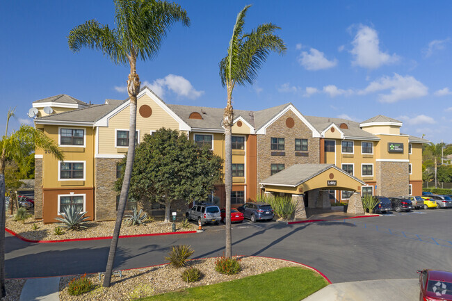 Building Photo - Furnished Studio - Carlsbad