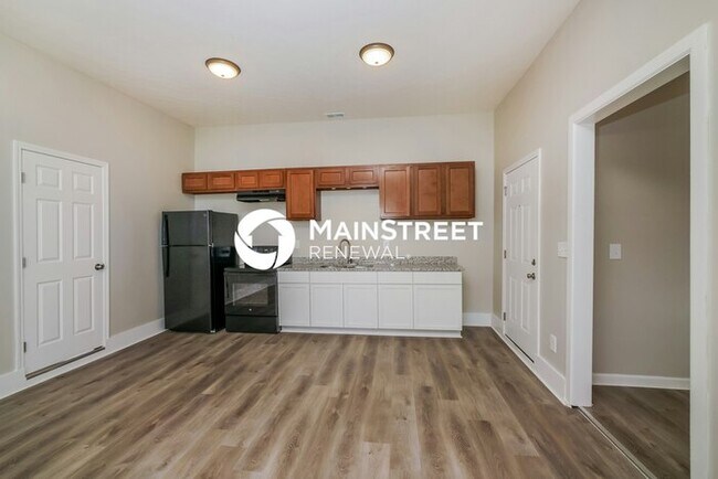 Foto del edificio - 3 Bedroom Pet-Friendly Home in Louisville,...