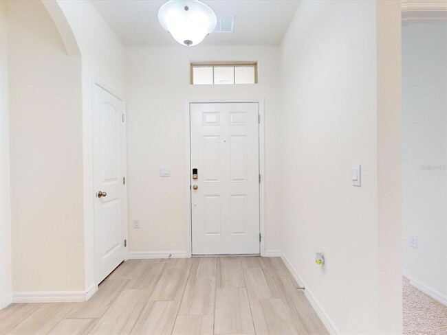 Foto del edificio - 16067 Scarpetta St