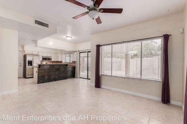 Foto del edificio - 3 br, 2.5 bath House - 1333 N BRITTANY LN