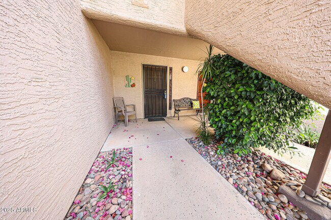 Foto del edificio - 9445 N 94th Pl