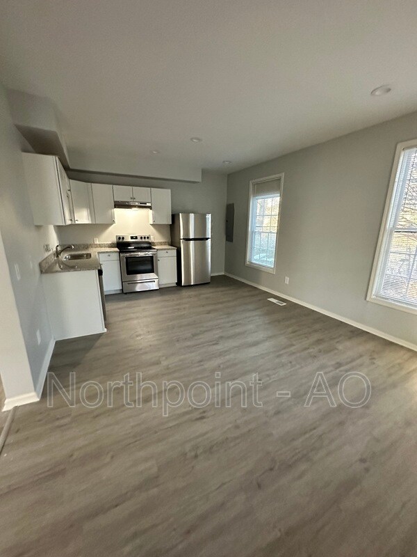 Building Photo - 2175 Fairburn Rd SW