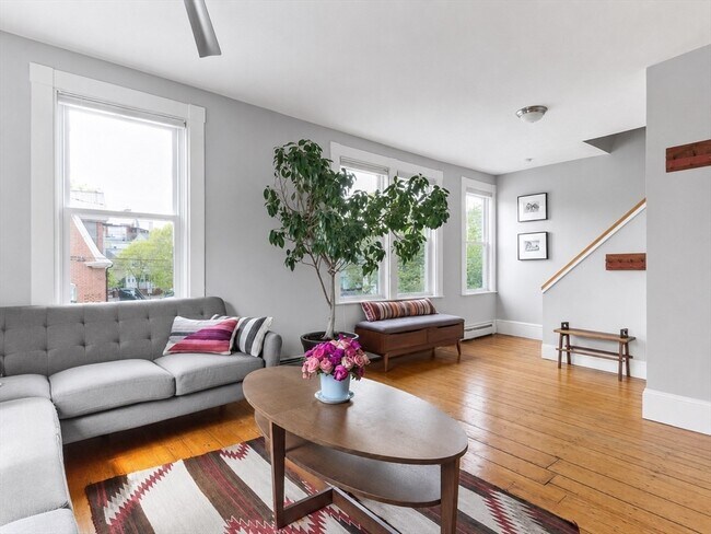 Foto del edificio - 246 Cypress St