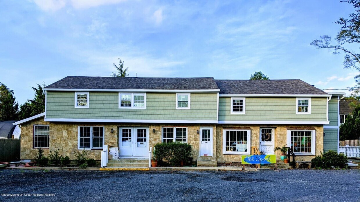 Primary Photo - 609 Higgins Ave