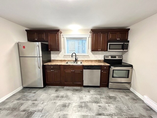 Photo du bâtiment - 168 Ladysmith Dr