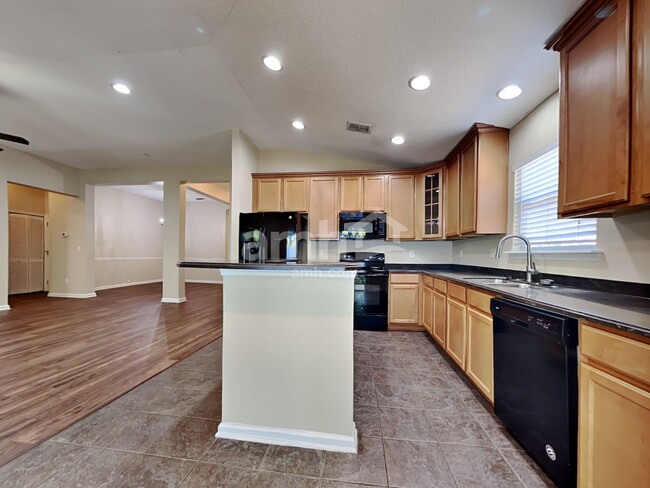 Building Photo - 12467 Sugarberry Way