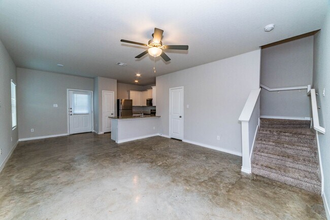 Foto del edificio - 6233 Eddie Way