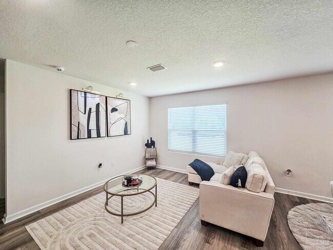 Foto del edificio - 5832 Belmont Stakes Rd