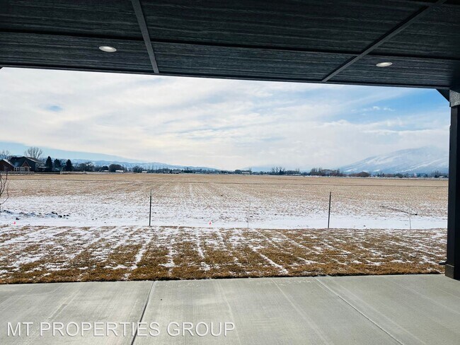 Foto del edificio - 3 br, 2 bath House - 107 Farm Land Lane