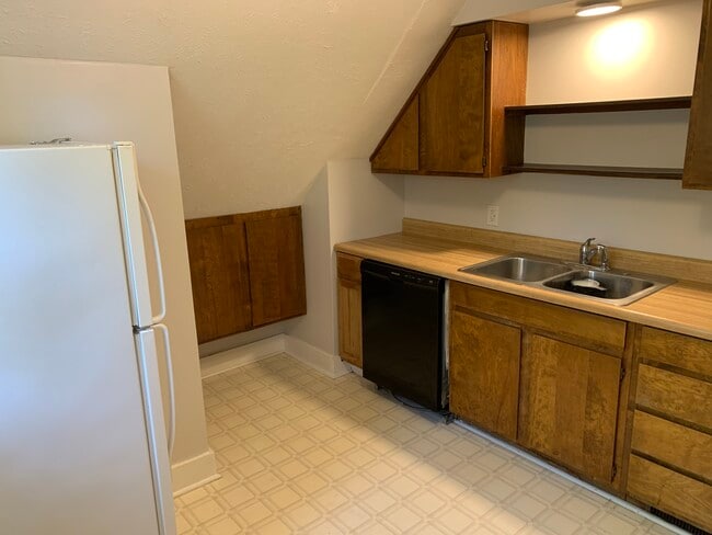 Foto del edificio - 805 E Monroe St