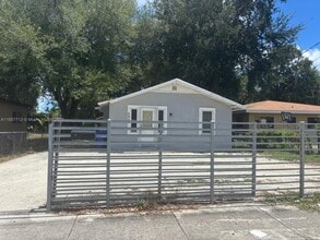 Building Photo - 5909 NW 5th Ct