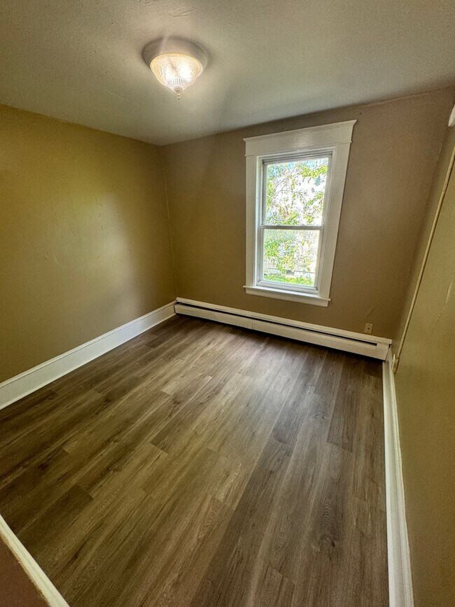 Building Photo - 65 KMD