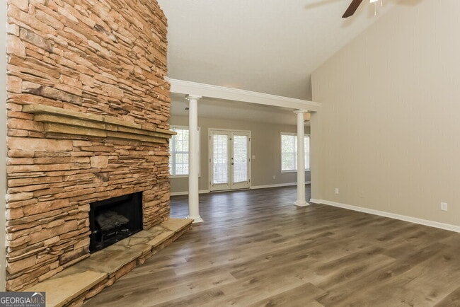 Building Photo - 181 Kades Cove Dr