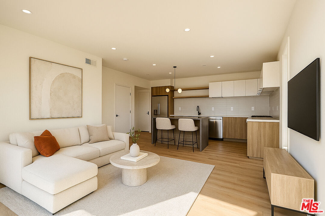 Foto principal - 5832 Virginia Ave