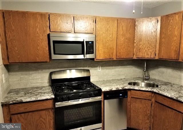 Foto principal - 7 Versailles Ct