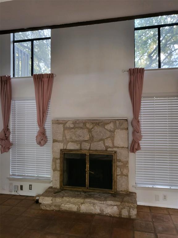Building Photo - 8136 Ceberry Dr