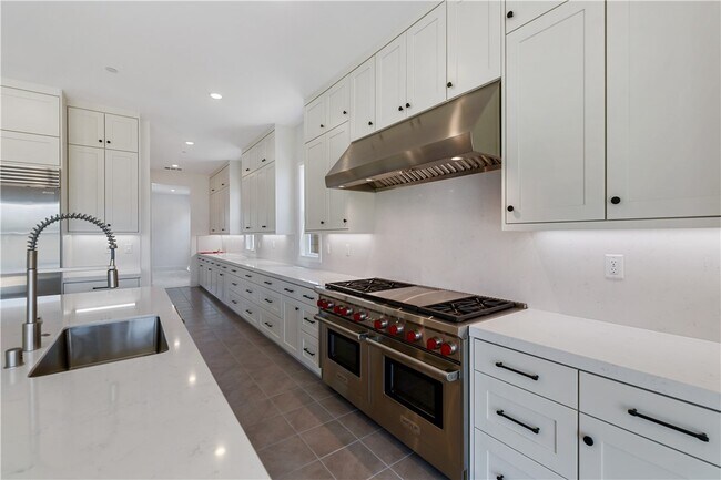 Foto del edificio - 4851 Rideline Road
