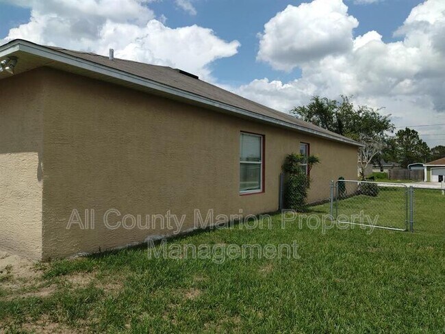Foto del edificio - 114 Juniper Way
