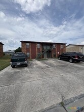 Building Photo - 207 Erby Ave