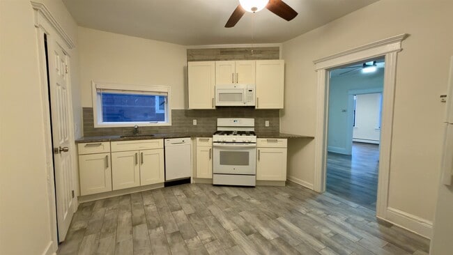 Building Photo - 668-670-670 John F. Kennedy Blvd