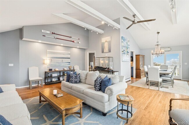 Foto del edificio - 23 Franklin Dr