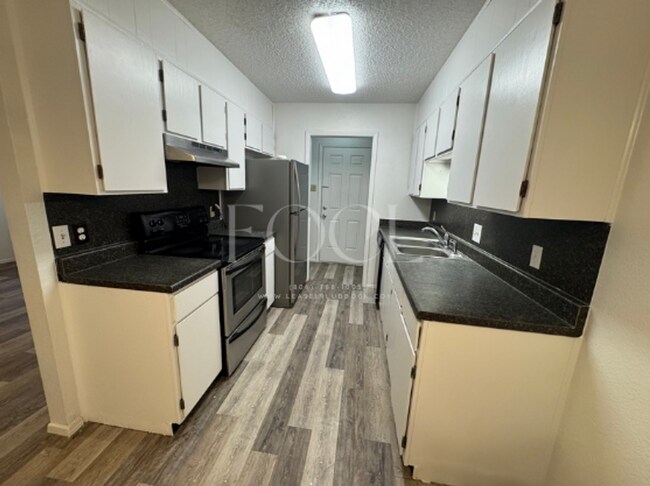 Foto del edificio - 6118 37th St