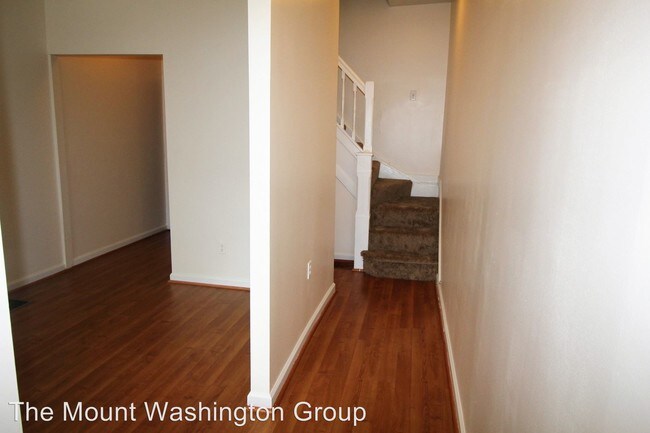 Building Photo - 1136 N Fulton Ave
