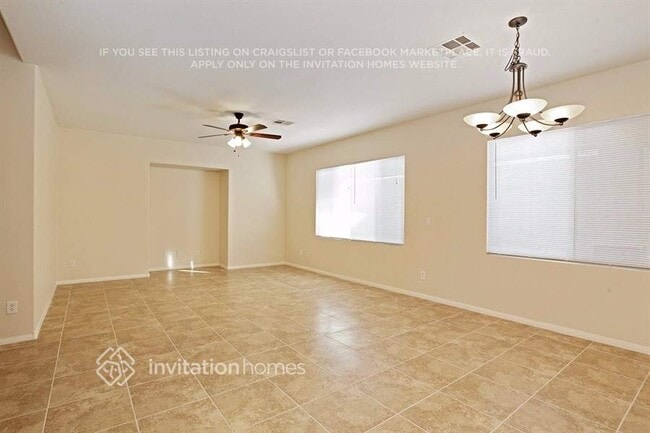 Building Photo - 2515 Wellworth Ave